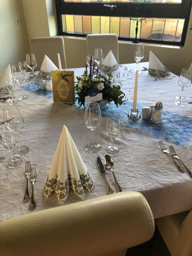 Hotel Restaurant Zum Schwanen Bruchköbel Eksteriør billede